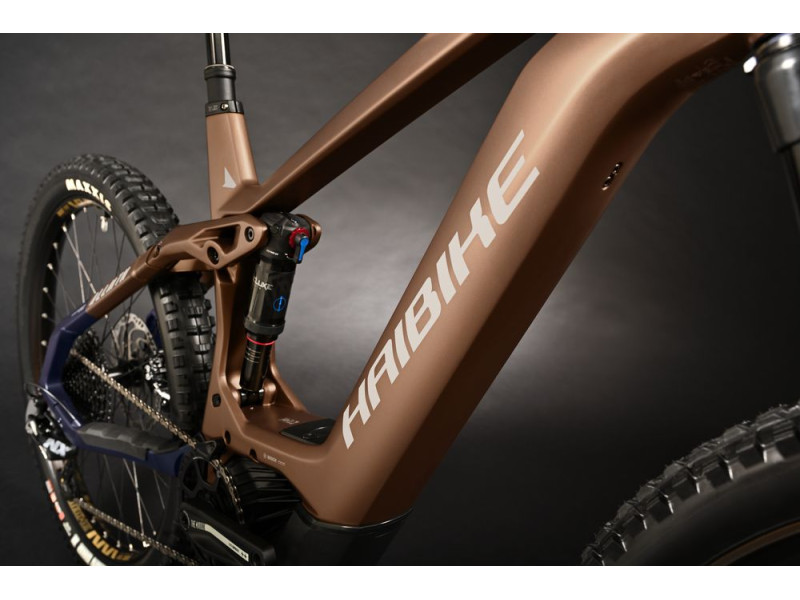 Horské elektrokolo Haibike AllMtn CF 8