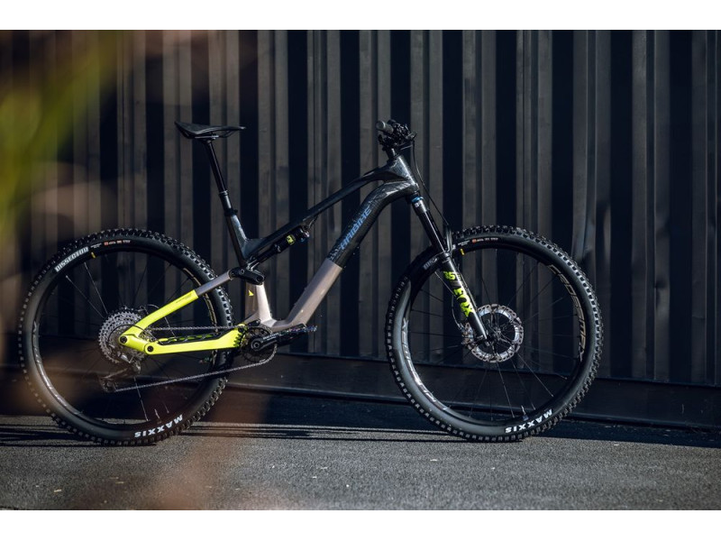 TESTOVACÍ Horské elektrokolo Haibike LYKE CF 11 | 2024