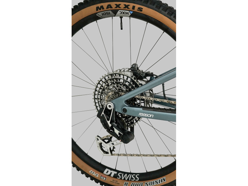 Horské elektrokolo Megamo REASON CRB 01