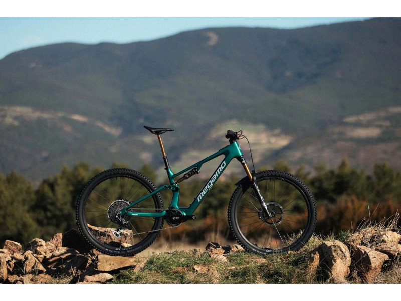 Horské elektrokolo Megamo REASON AIR CRB 05 | 2027, green, XL
